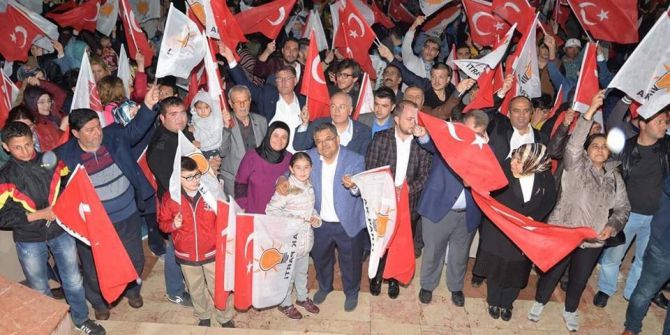 Bilecik’te ‘Evet’ Kutlaması