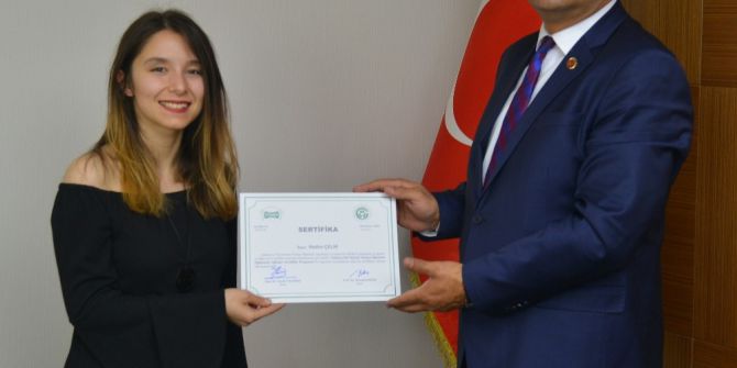 Yabancılara Türkçe Öğretecek Eğitimcilerin Eğitimi Tamamlandı