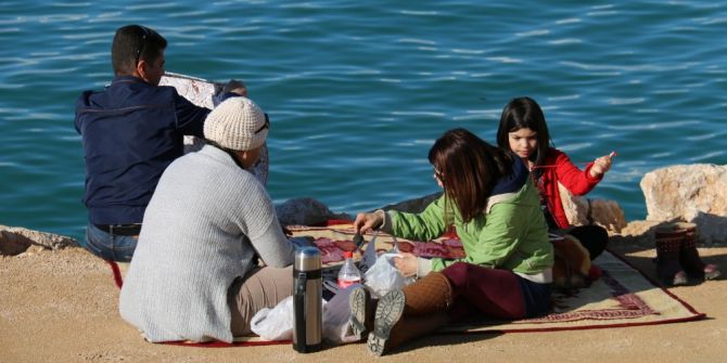 Edremit Sahilleri Cıvıl Cıvıl