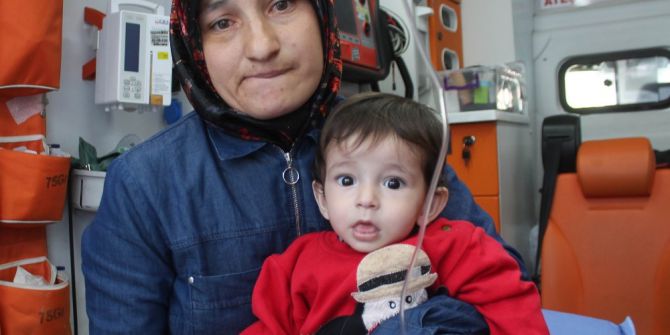 Yemek Borusu Olmayan Veli Ömer Bebek Sağlığına Kavuşacak