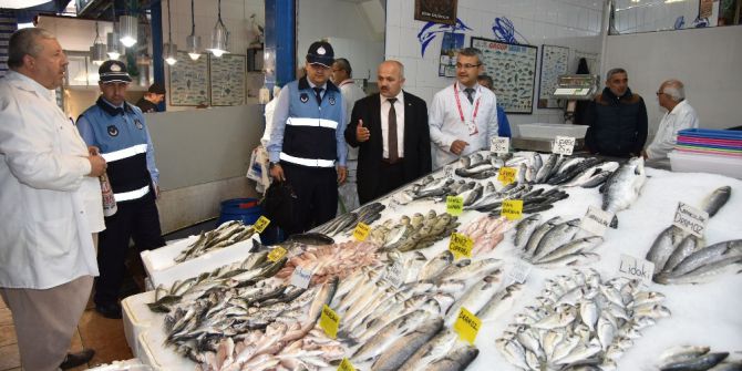 Alanya Zabıtasından Kasap Ve Balıkçılara Denetim