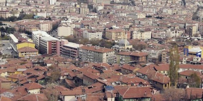 Ankara Kalesi Surlarında Ölüm Tehlikesi