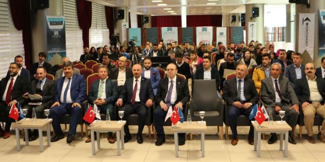 Kto Karatay Üniversitesi’nde Söyleşi