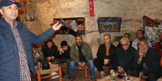 Antika Eşyalar Açık Arttırmayla Satılıyor