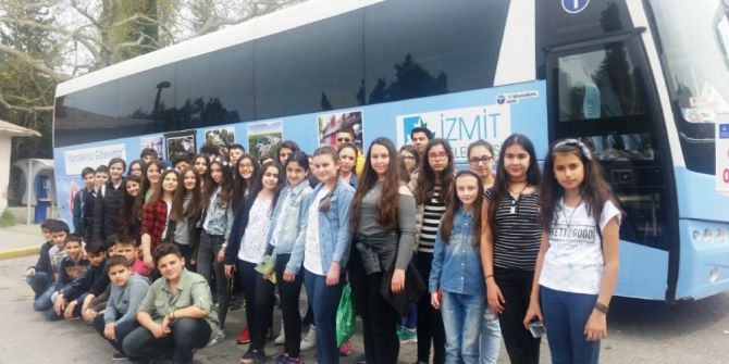 İzmit’te Ortaokul Öğrencilerine Bursa Gezisi