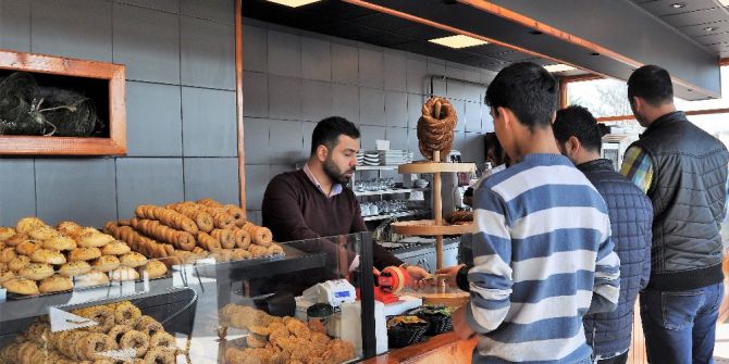 “Aşina Simit Sarayı” Hizmete Girdi