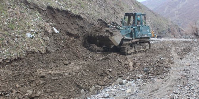 Muş’ta Gazeteciler Ve İşçiler Ölümden Döndü