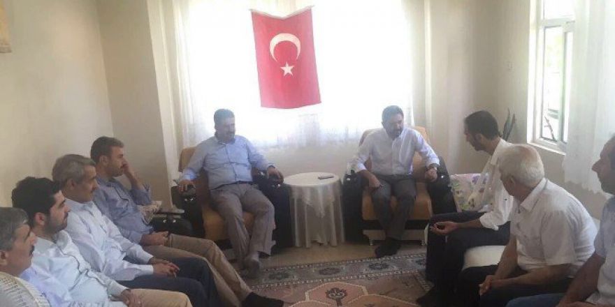 Tbmm Başkan Vekili Aydın’dan, Darbe Gecesi Yaralanan Ömer Ünlü’ye Ziyaret