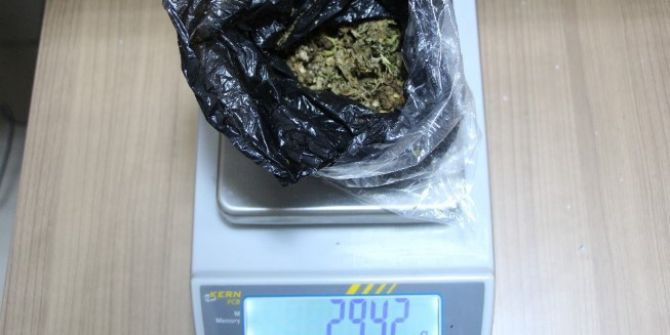 Araç İçerisinde Kubar Esrar Ele Geçirildi