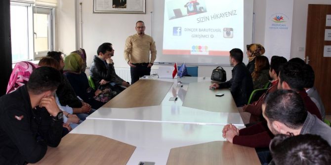 Erzincan Gençlik Merkezi’nde Uygulamalı Girişimcilik Eğitimi Başladı