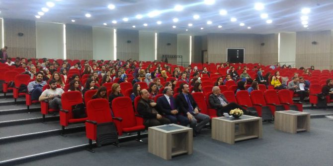 İşletme Fakültesinde Dersler İş Dünyası İle Birlikte İşleniyor