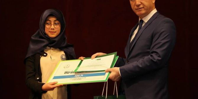 ’Sağlıklı Nesil Sağlıklı Gelecek’ Yarışmasında Dereceye Giren Öğrenciler Ödüllendirildi