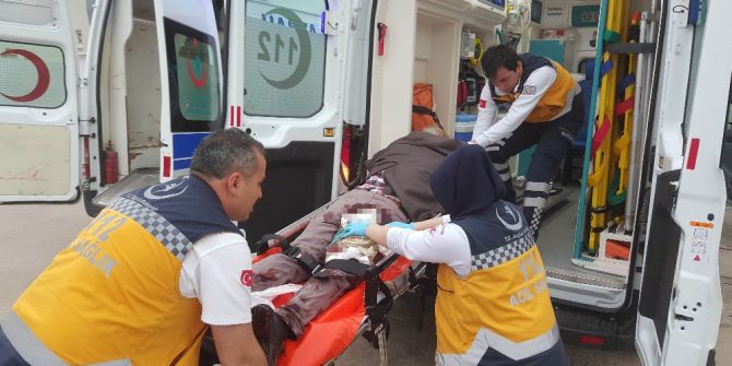 Samsun’da Silahlı Ve Demirli Saldırı: 2 Yaralı