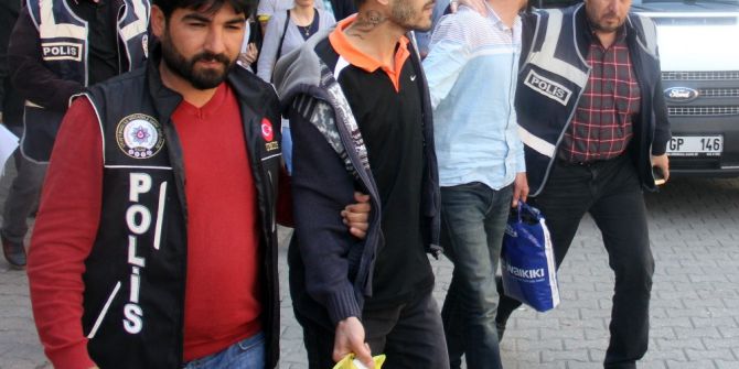 Uyuşturucu Tacirleri Tutuklandı