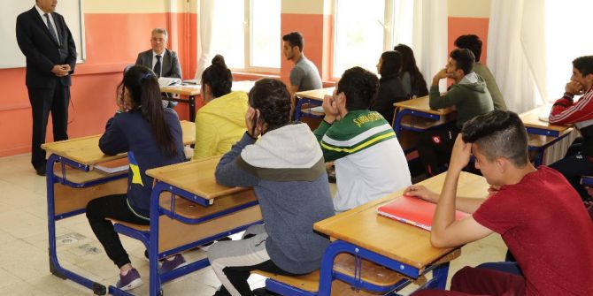 Başkan Demirkol Spor Lisesinde Gençlerle Buluştu