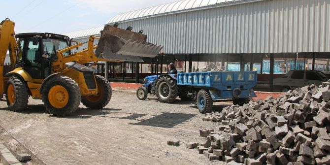 Devteşti Mahallesinde Kilitli Parke Taşı Çalışması