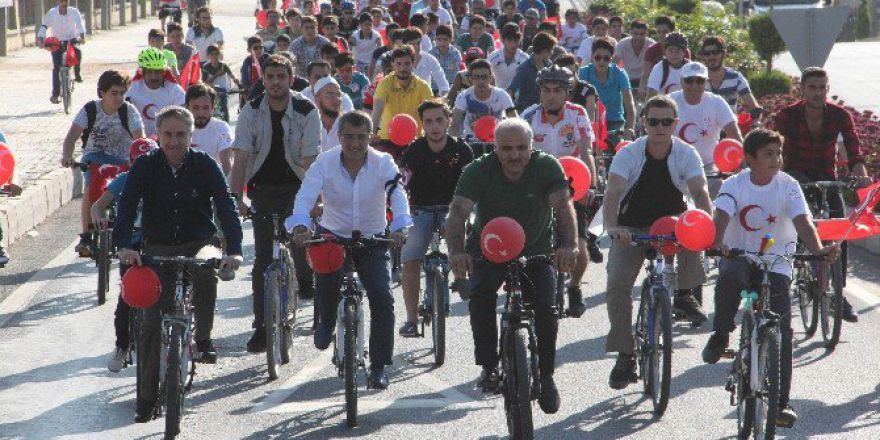 Darbeye Karşı Pedal Çevirdiler