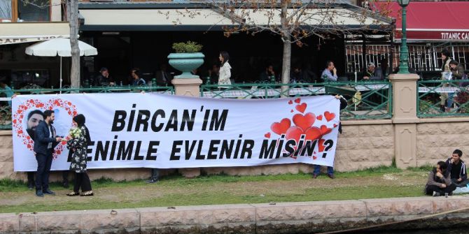 Sürpriz Evlenme Teklifi