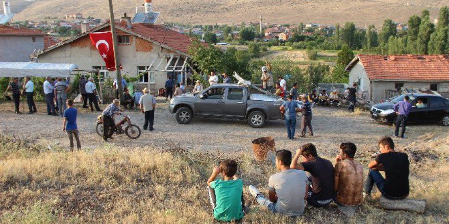 Konya’daki Şehidin Babaocağına Ateş Düştü