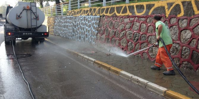 Körfez’de Bahar Temizliği Çalışması