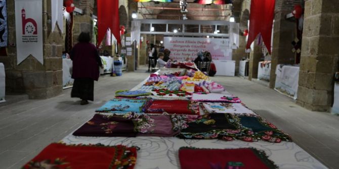 Niğde Belediyesi Kadınların El Emeği Ürünlerini Bedesten’de Değerlendiriyor