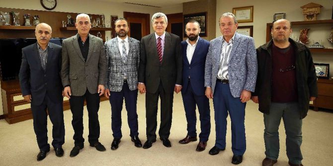 Başkan Karaosmanoğlu, Derinceli Esnaflara Teşekkür Etti
