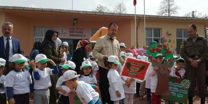 Gölyaka’da Minik Ellerle Fidan Dikildi