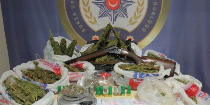 Polis, O Mahallede Uyuşturucu Tacirlerine Göz Açtırmıyor