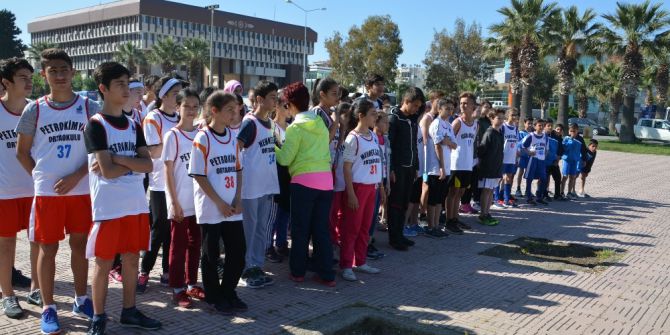 23 Nisan Koşusu’nda Kıyasıya Mücadele