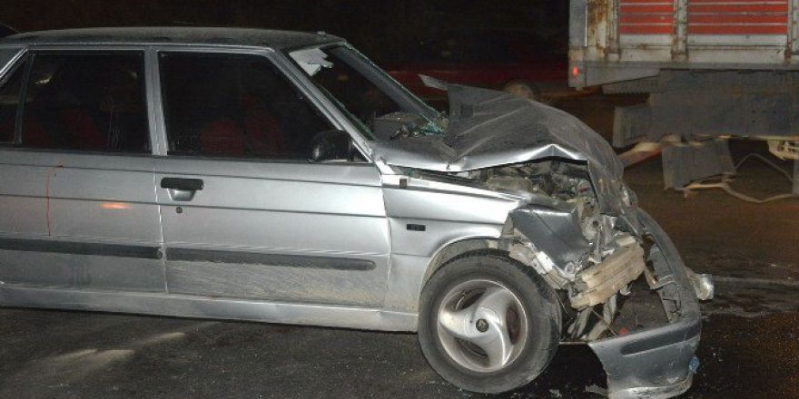 Uşak’ta Aynı Kavşak, Yine Kaza: 6 Yaralı