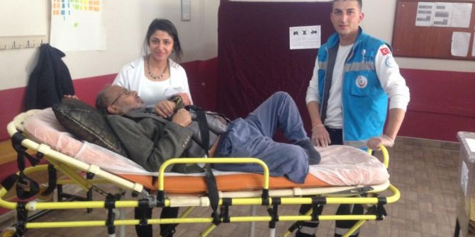 Akyazı’da 47 Hasta Sandığa Götürülerek Oy Kullandırıldı