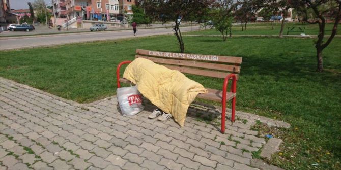 Ölü Sandılar, Polise İhbar Ettiler