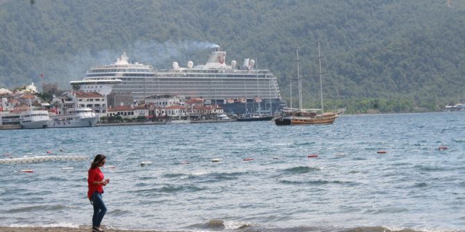 Yüzen Saray Sezonun İlk Ziyaretini Gerçekleştirdi