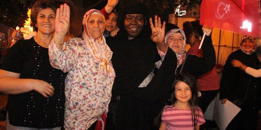 Arabistan’dan Demokrasi Nöbetine