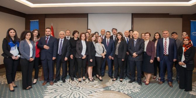 Hkü’den Sgk Personeline Eğitim Desteği