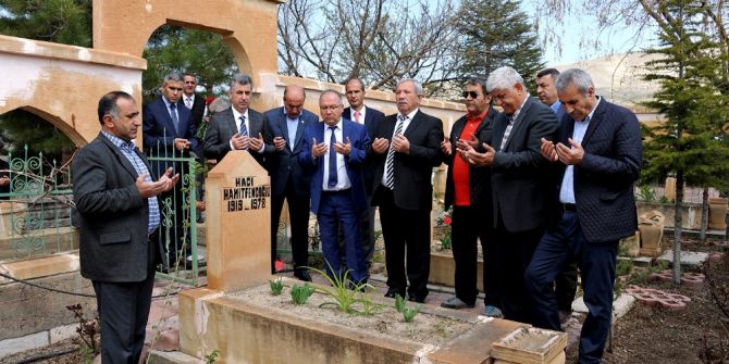 Hamit Fendoğlu Mezarı Başında Dualarla Anıldı