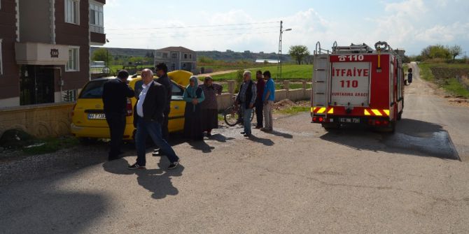 Park Halindeki Otomobil Yandı