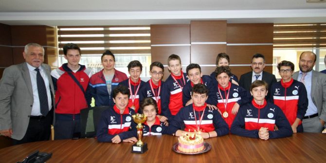 Tredaş Spor Basketbol Kulübü’nden Bilgili’ye Ziyaret