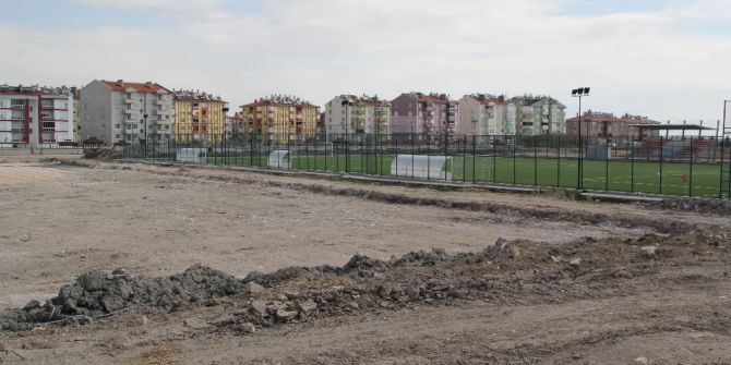 Cihanbeyli’ye Kapalı Pazar Alanı Yapımı Sürüyor