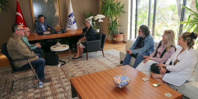 Bodrum Art Sanatçılarından Başkan Kocadon’a Teşekkür Ziyareti