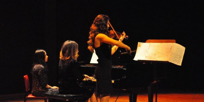 Salon 2003’te "Keman Sınıfı Konseri"