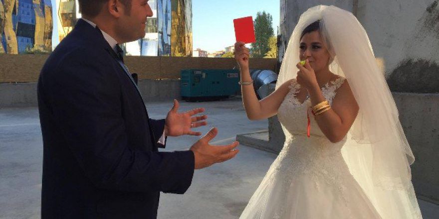 Gelinden, Damada Kırmızı Kart