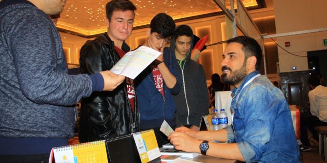 Dü, Adanalı Öğrencilerin Yüreğini Fethetti