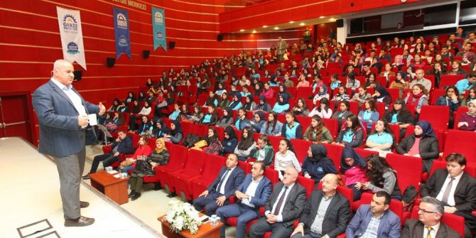 Gebze’de ‘İnovasyon Ve Gelecek’ Semineri