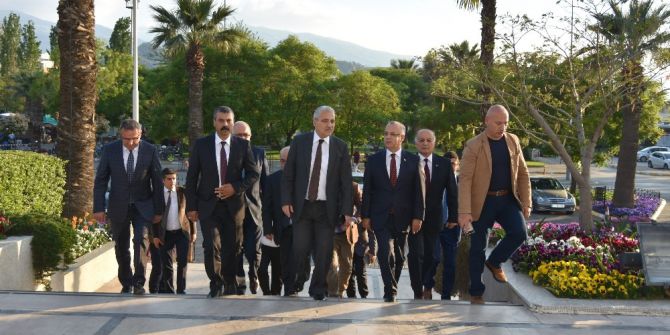 Başkan Kayda Vali Güvençer’e Projeleri Anlattı