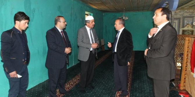 Ağacık Camii Restore Edilmeyi Bekliyor