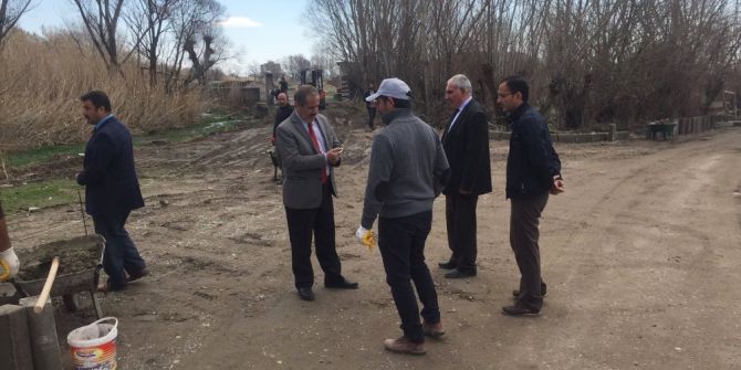 Adilcevaz’da Yol Yapım Çalışması