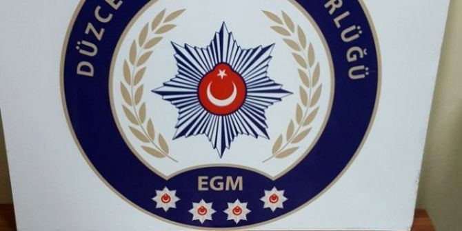 Polisten Uyuşturucu Satıcına Geçit Yok