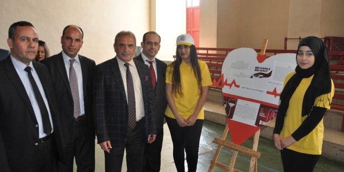 Lisede Tübitak Bilim Fuarı