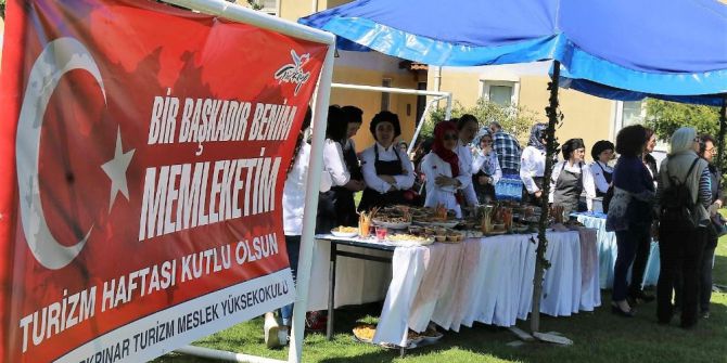 Kırkpınar’da Geleneksel Turizm Haftası Şenliği Düzenlendi